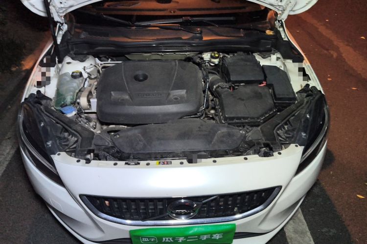 Used Volvo V40 2017 T3 Zhiyi Edition Engine Bay