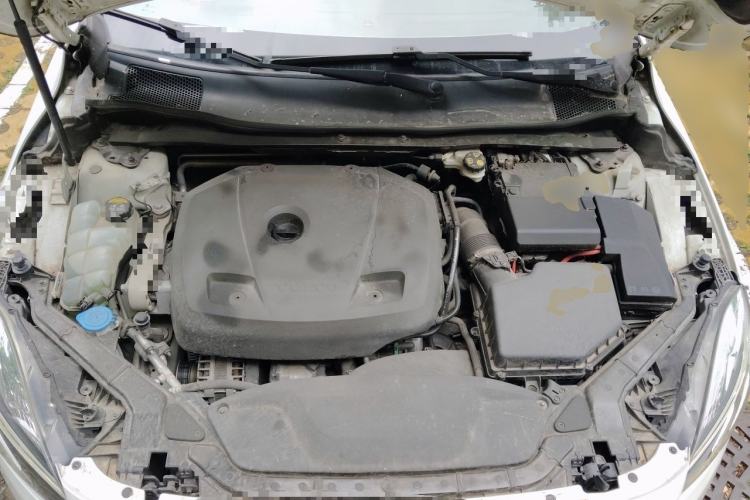 Used Volvo V40 2017 T3 Zhiyi Edition Engine Bay
