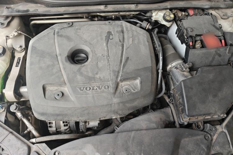 Used Volvo V40 2017 T3 Zhiya Edition Engine Bay