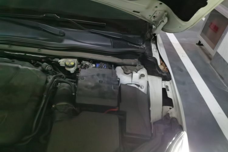 Used Volvo V40 2017 T3 Zhiyi Edition Engine Bay Left