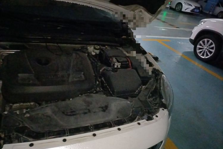 Used Volvo V40 2017 T3 Zhiya Edition Engine Bay Left