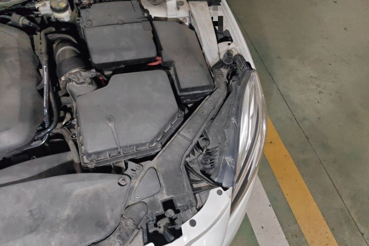 Used Volvo V40 2017 T3 Zhiya Edition Engine Bay Left