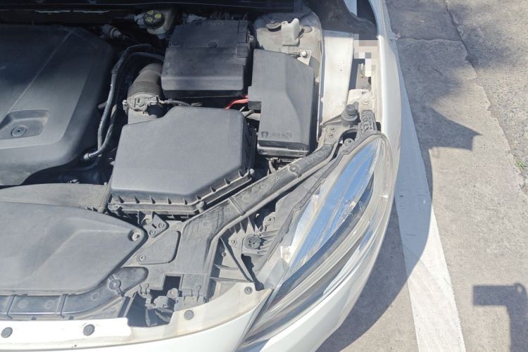 Used Volvo V40 2017 T3 Zhiya Edition Engine Bay Left