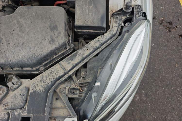 Used Volvo V40 2017 T3 Zhiya Edition Engine Bay Left