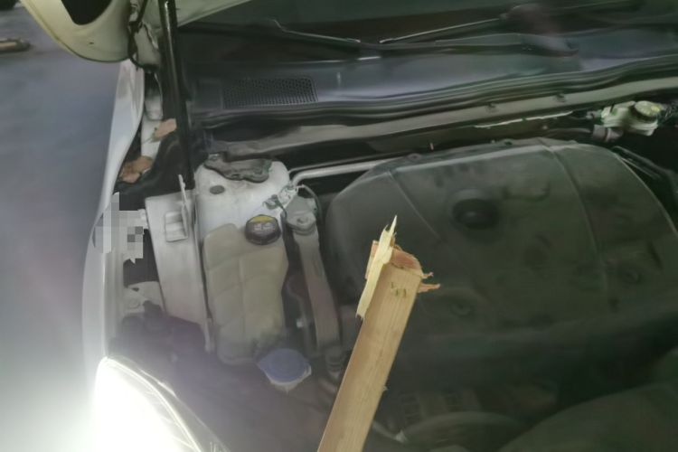 Used Volvo V40 2017 T3 Zhiyi Edition Engine Bay Right
