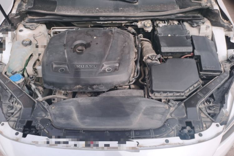 Used Volvo V40 2017 T3 Zhiyi Edition Engine Bay