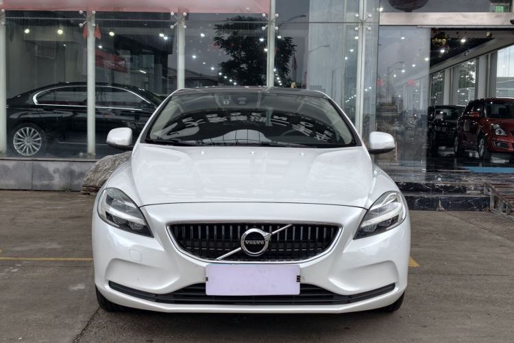 Used Volvo V40 2017 T3 Zhiyi Edition Exterior 1