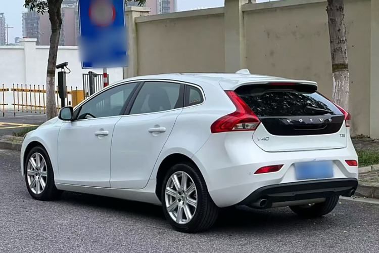 Used Volvo V40 2017 T3 Zhiya Edition Exterior 1