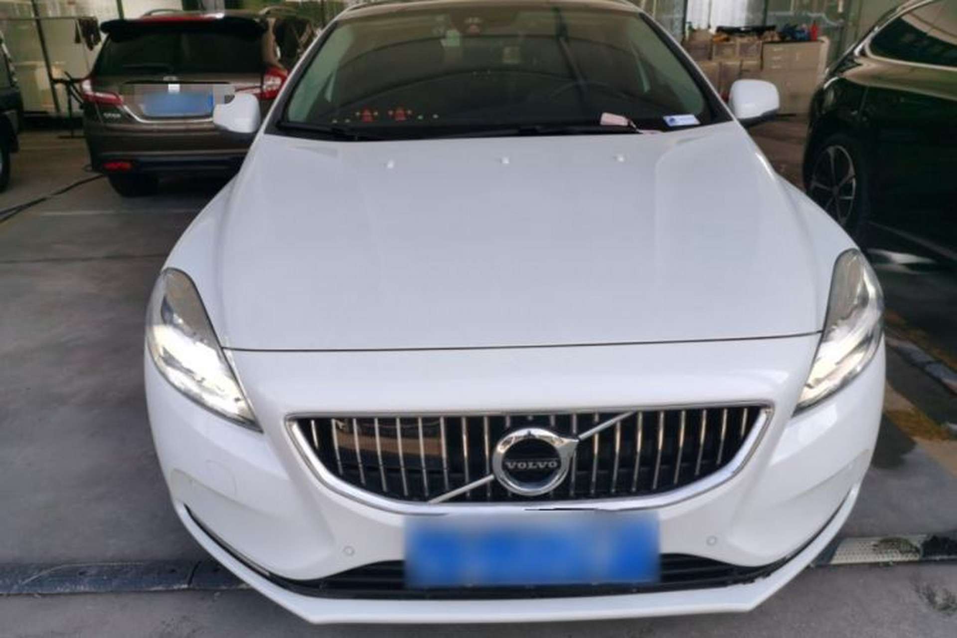 Used Volvo V40 2017 T3 Zhiya Edition Exterior 1