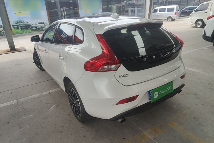 Used Volvo V40 2017 T3 Zhiyi Edition Exterior 2