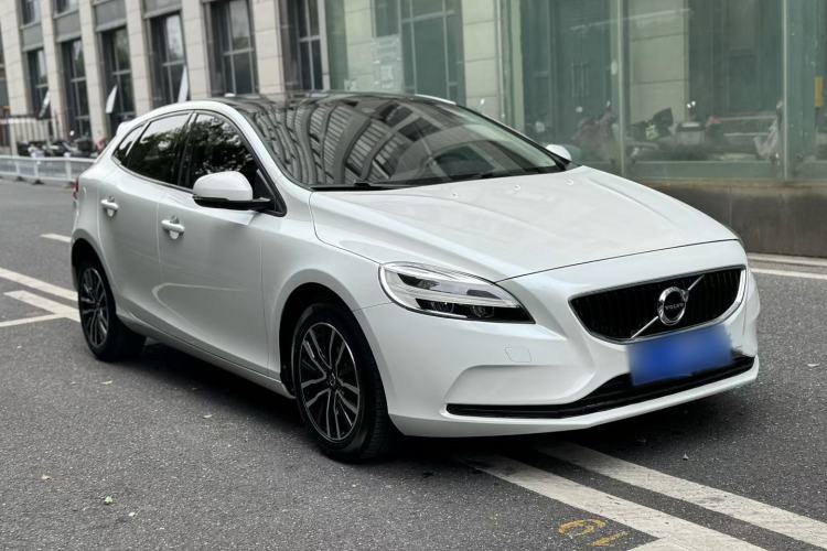 Used Volvo V40 2017 T3 Zhiyi Edition Exterior 3