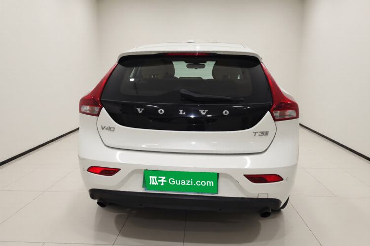 Used Volvo V40 2017 T3 Zhiya Edition Exterior 4