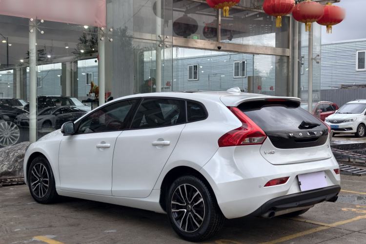 Used Volvo V40 2017 T3 Zhiyi Edition Exterior 5