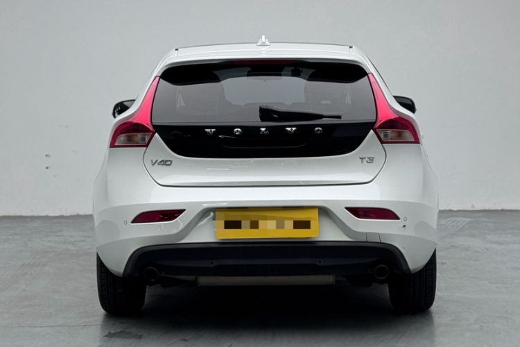 Used Volvo V40 2017 T3 Zhiyi Edition Exterior 5