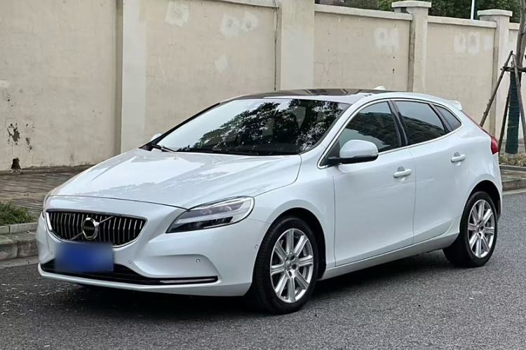 Used Volvo V40 2017 T3 Zhiya Edition Exterior 6