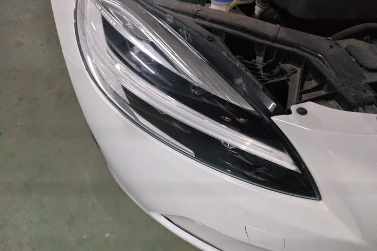 Used Volvo V40 2017 T3 Zhiya Edition Exterior 6
