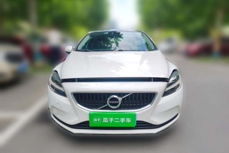 Used Volvo V40 2017 T3 Zhiya Edition Front