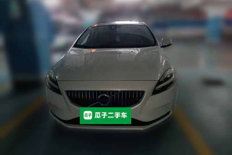 Used Volvo V40 2017 T3 Zhiya Edition Front