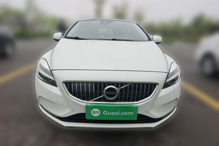 Used Volvo V40 2017 T3 Zhiya Edition Front