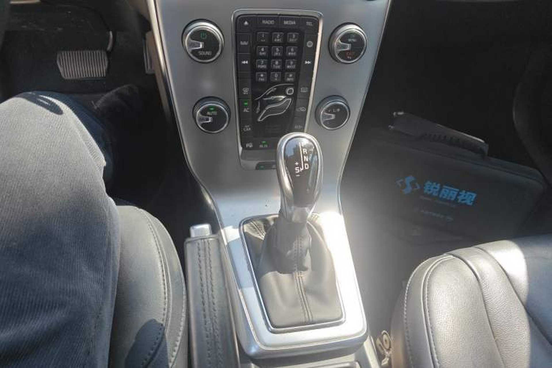 Used Volvo V40 2017 T3 Zhiya Edition Gear Lever