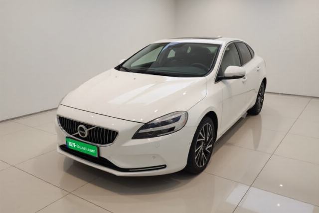 Volvo V40 2017 T3 Zhiya Edition usado