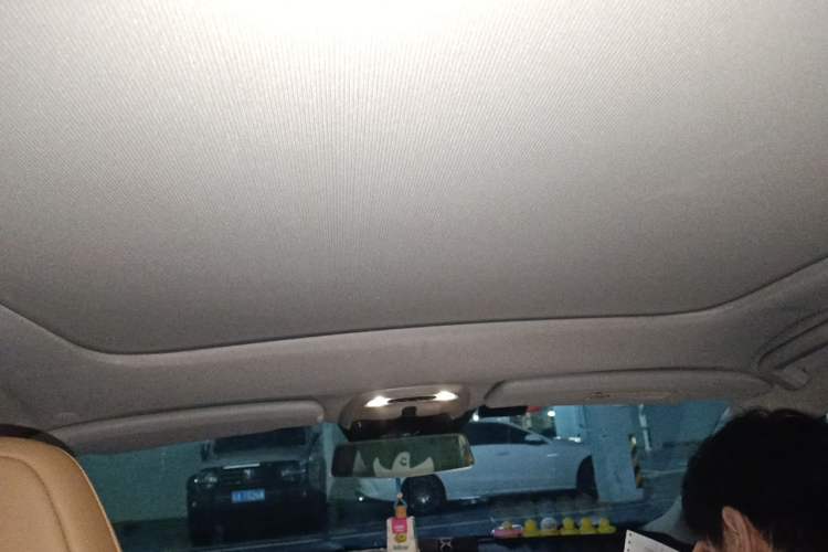 Used Volvo V40 2017 T3 Zhiyi Edition Headliner