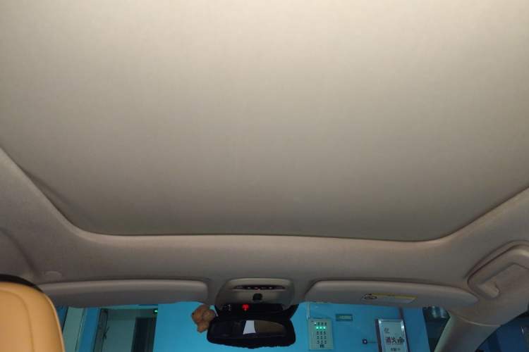 Used Volvo V40 2017 T3 Zhiyi Edition Headliner