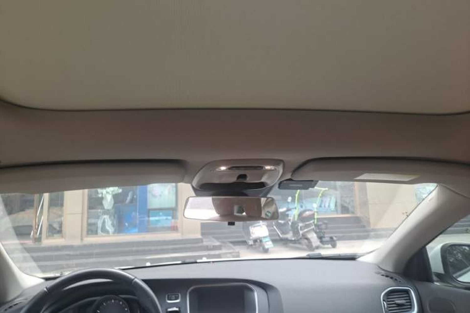 Used Volvo V40 2017 T3 Zhiyi Edition Headliner