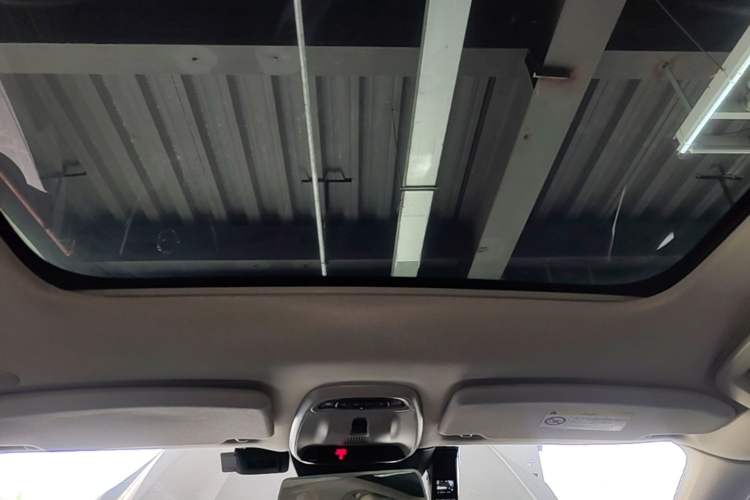Used Volvo V40 2017 T3 Zhiya Edition Headliner