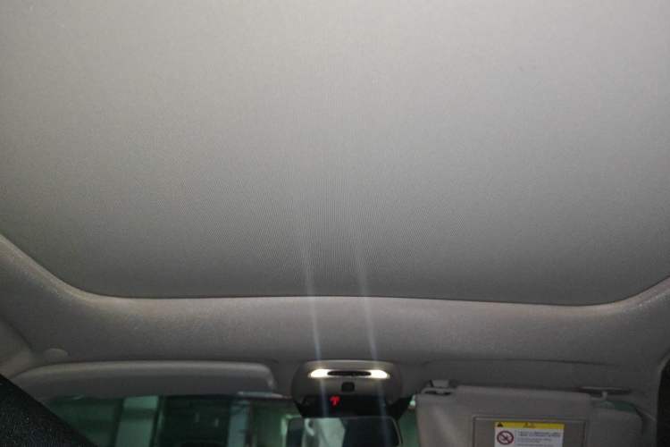 Used Volvo V40 2017 T3 Smart Edition Headliner