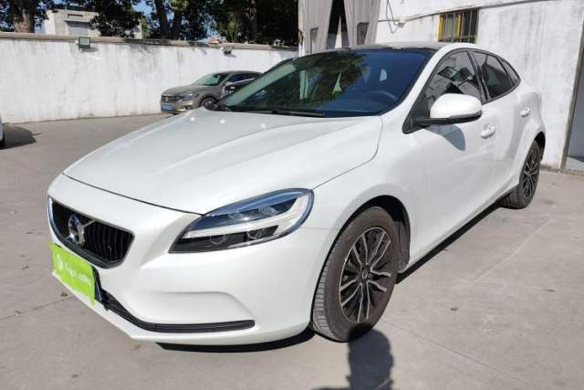 Used Volvo V40 2017 T3 Zhiyi Edition
