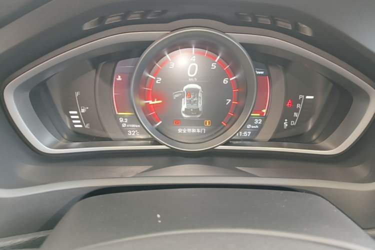 Used Volvo V40 2017 T3 Zhiya Edition Instrument Cluster