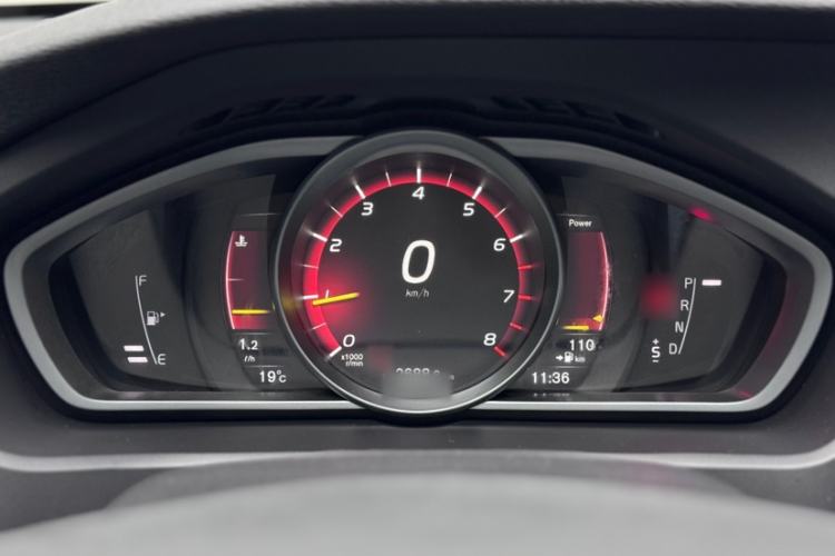 Used Volvo V40 2017 T3 Zhiyi Edition Instrument Cluster