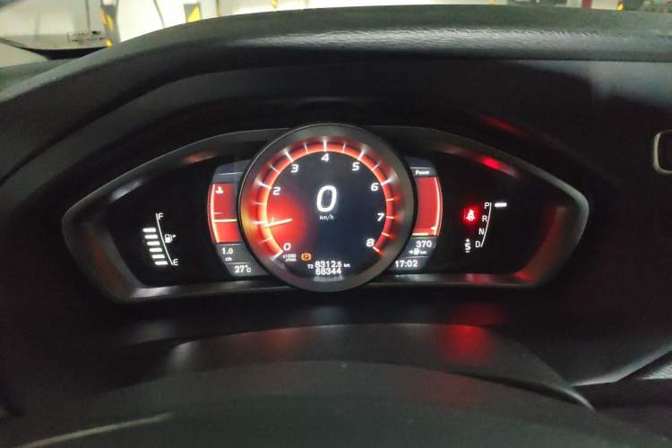 Used Volvo V40 2017 T3 Zhiya Edition Instrument Cluster