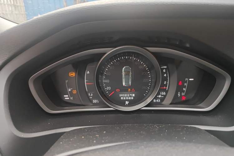 Used Volvo V40 2017 T3 Zhiyi Edition Instrument Cluster