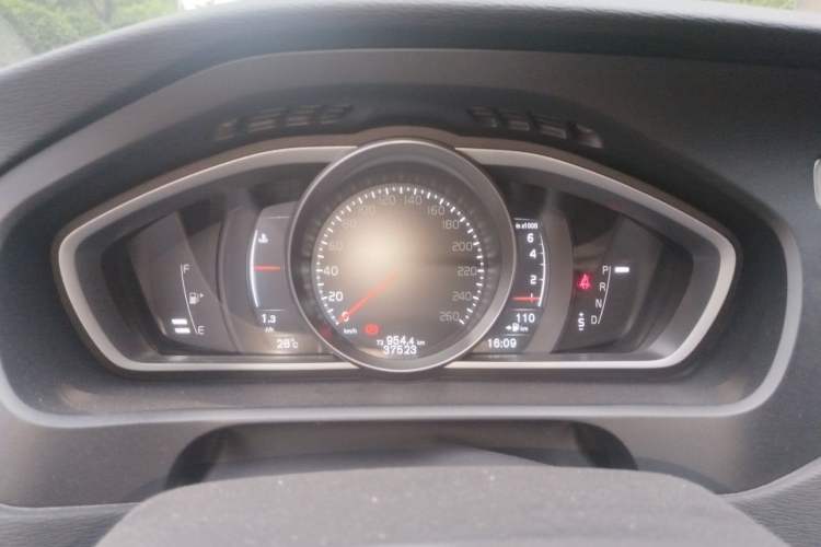 Used Volvo V40 2017 T3 Zhiya Edition Instrument Cluster