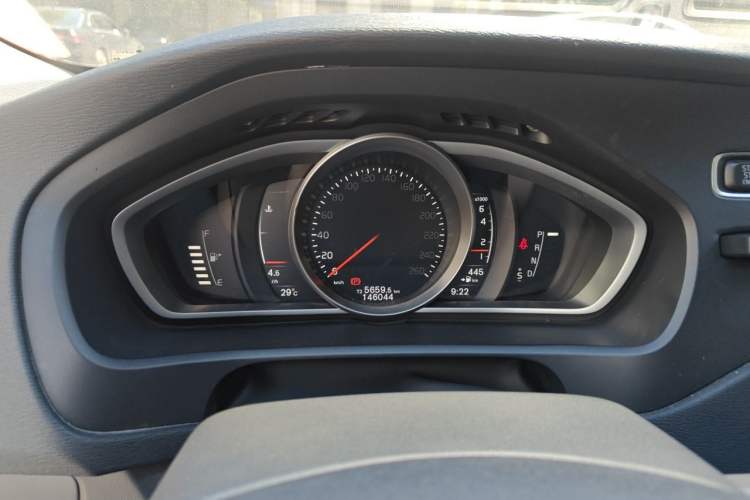 Used Volvo V40 2017 T3 Zhiya Edition Instrument Cluster
