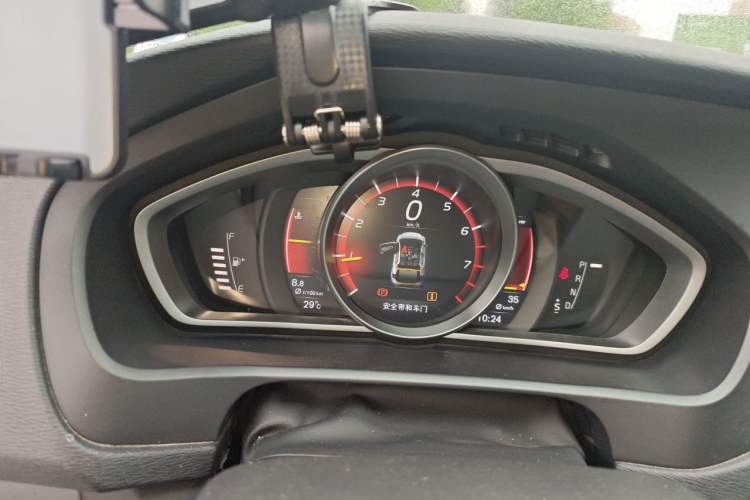 Used Volvo V40 2017 T3 Zhiya Edition Instrument Cluster