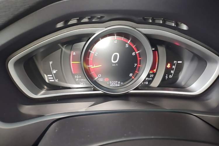 Used Volvo V40 2017 T3 Zhiya Edition Instrument Cluster