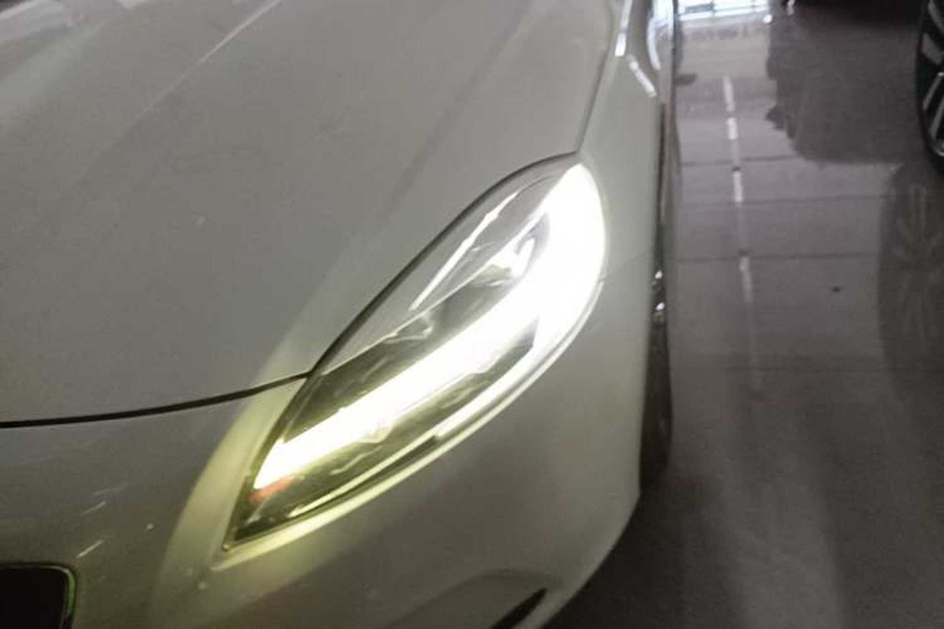 Used Volvo V40 2017 T3 Zhiyi Edition Left Front Headlight