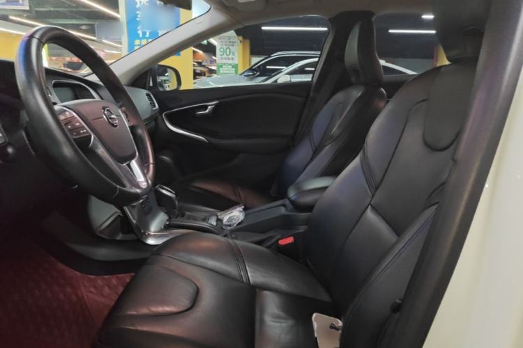 Used Volvo V40 2017 T3 Zhiya Edition Left Front Seat