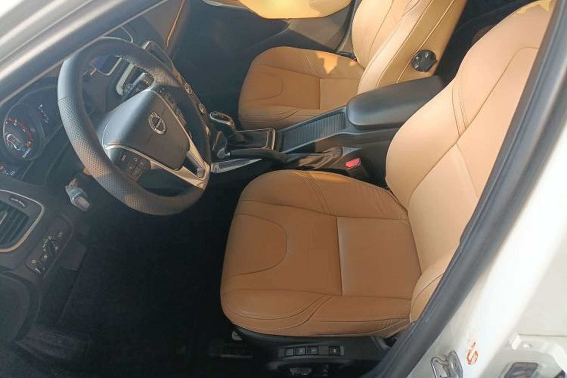 Used Volvo V40 2017 T3 Zhiyi Edition Left Front Seat