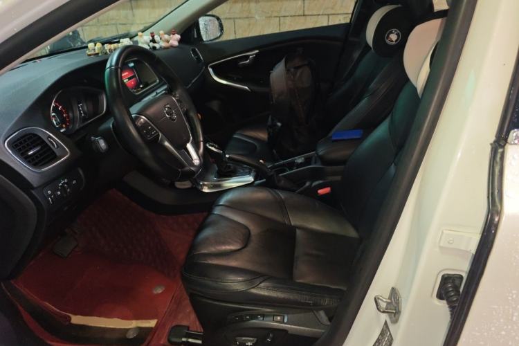 Used Volvo V40 2017 T3 Zhiya Edition Left Front Seat