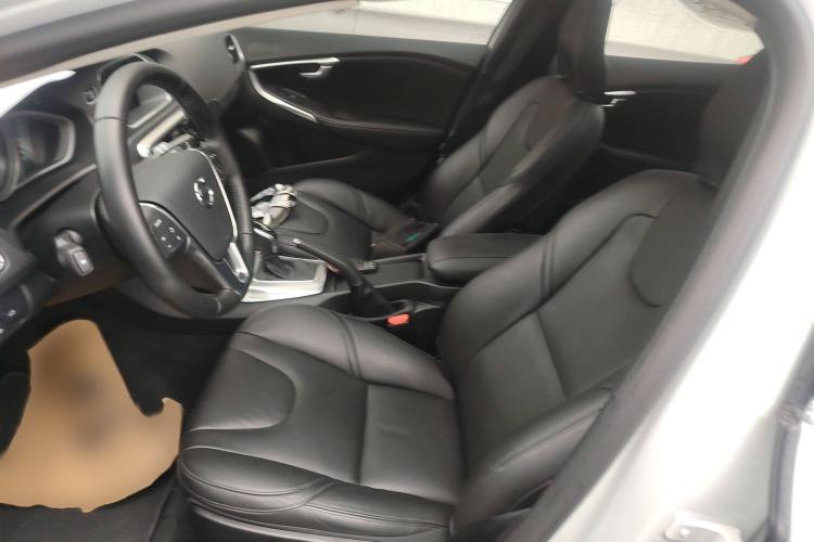 Used Volvo V40 2017 T3 Zhiya Edition Left Front Seat