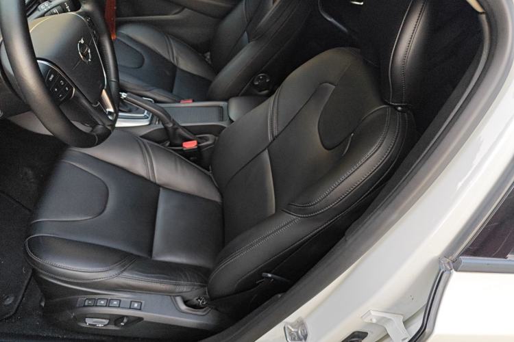 Used Volvo V40 2017 T3 Zhiyi Edition Left Front Seat
