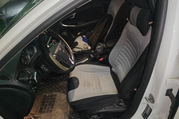 Used Volvo V40 2017 T3 Smart Edition Left Front Seat