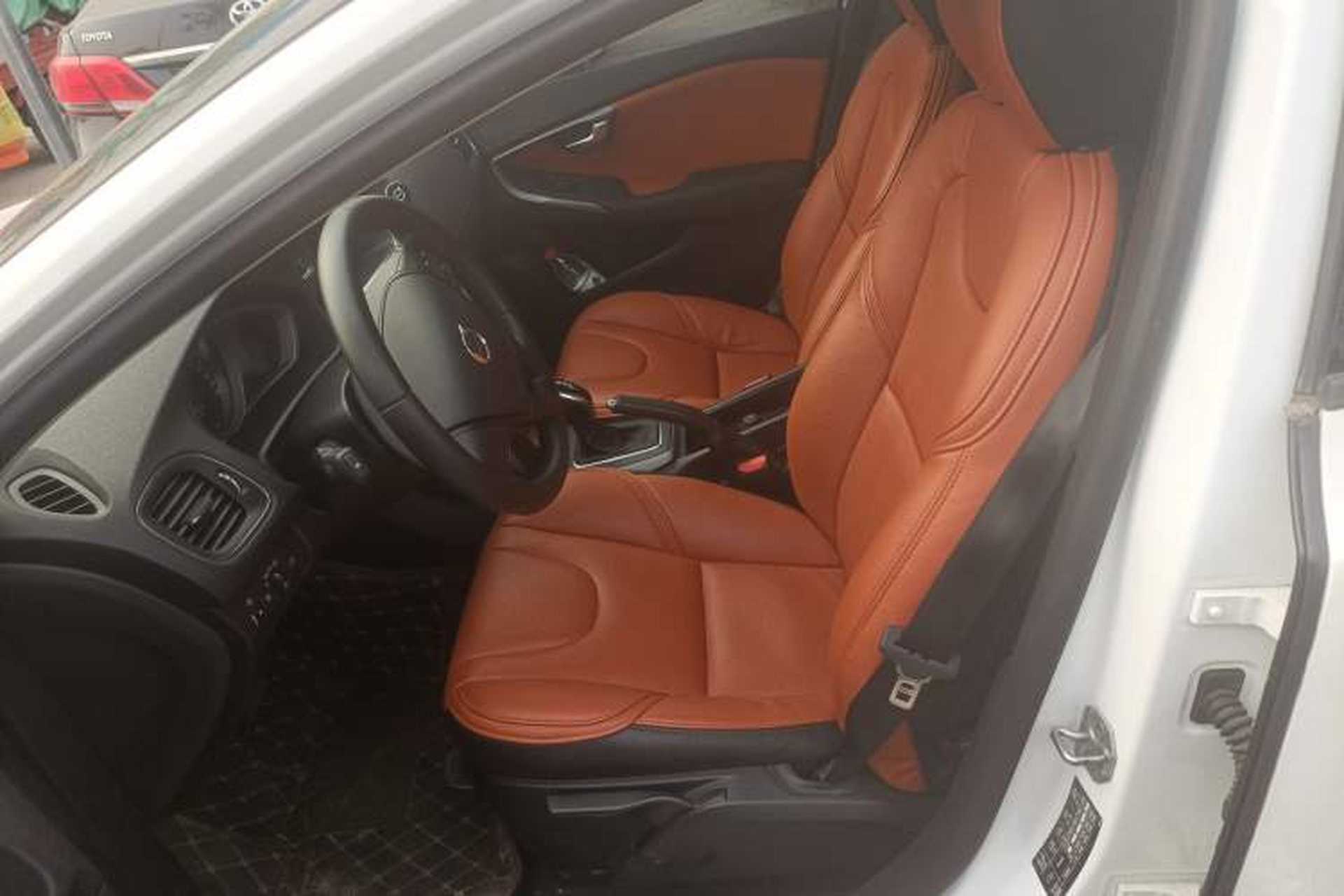 Used Volvo V40 2017 T3 Smart Edition Left Front Seat