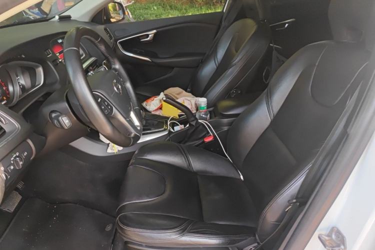 Used Volvo V40 2017 T3 Zhiyi Edition Left Front Seat
