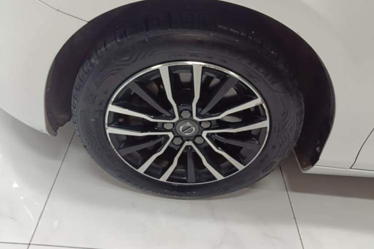 Used Volvo V40 2017 T3 Zhiyi Edition Left Front Wheel Hub