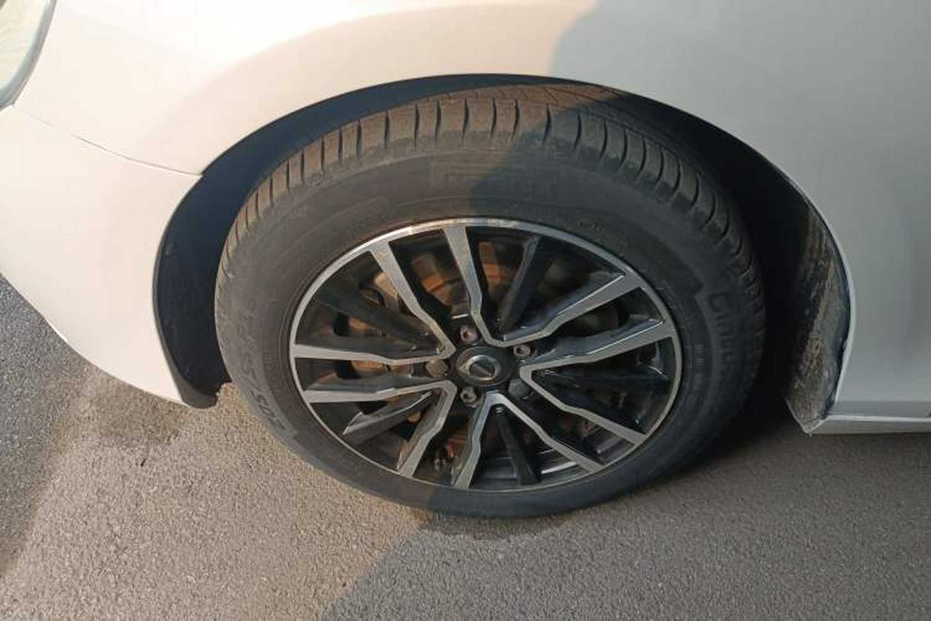 Used Volvo V40 2017 T3 Zhiyi Edition Left Front Wheel Hub